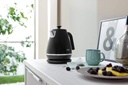 de-039-longhi-distinta-moments-electric-kettle-1-7l-kbin2001bk-black-05-De_039_Longhi_Distin_01944165f275540b7b9659d90781d485.jpg