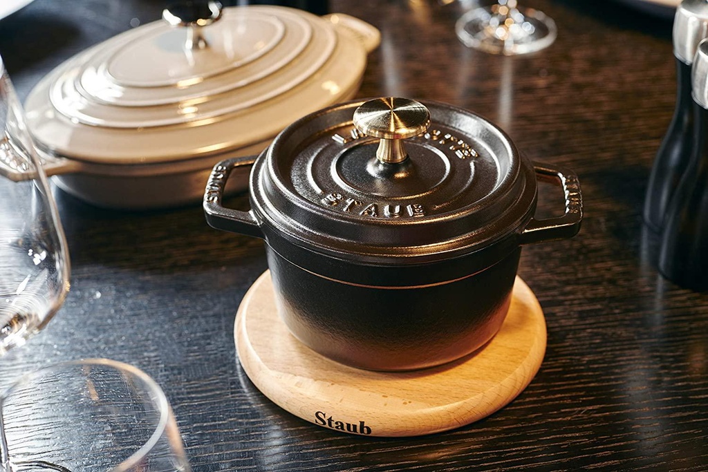 staub-cast-iron-roaster-cocotte-round-14-cm-0-8-l-black-06-STAUB_Cast_Iron_Roas_b1e7d2adeb1685a0e34d1894f08a3145.jpg