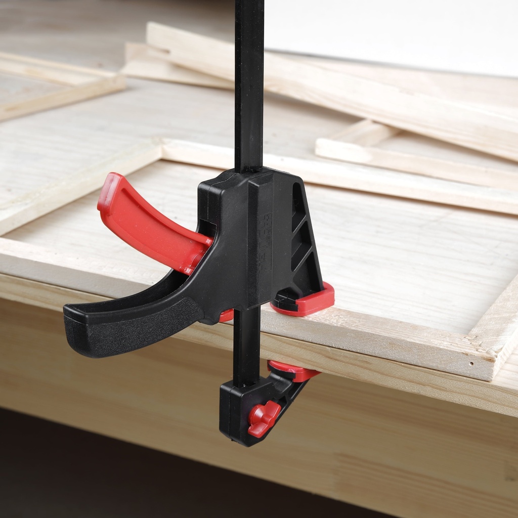 hyper-tough-12-inch-trigger-ratcheting-bar-clamp-and-spreader-plastic-07-876da8fb-6429-4f24-a848-fe86434e049a_2.92699599b2a3db8538704374a3475e15.jpg