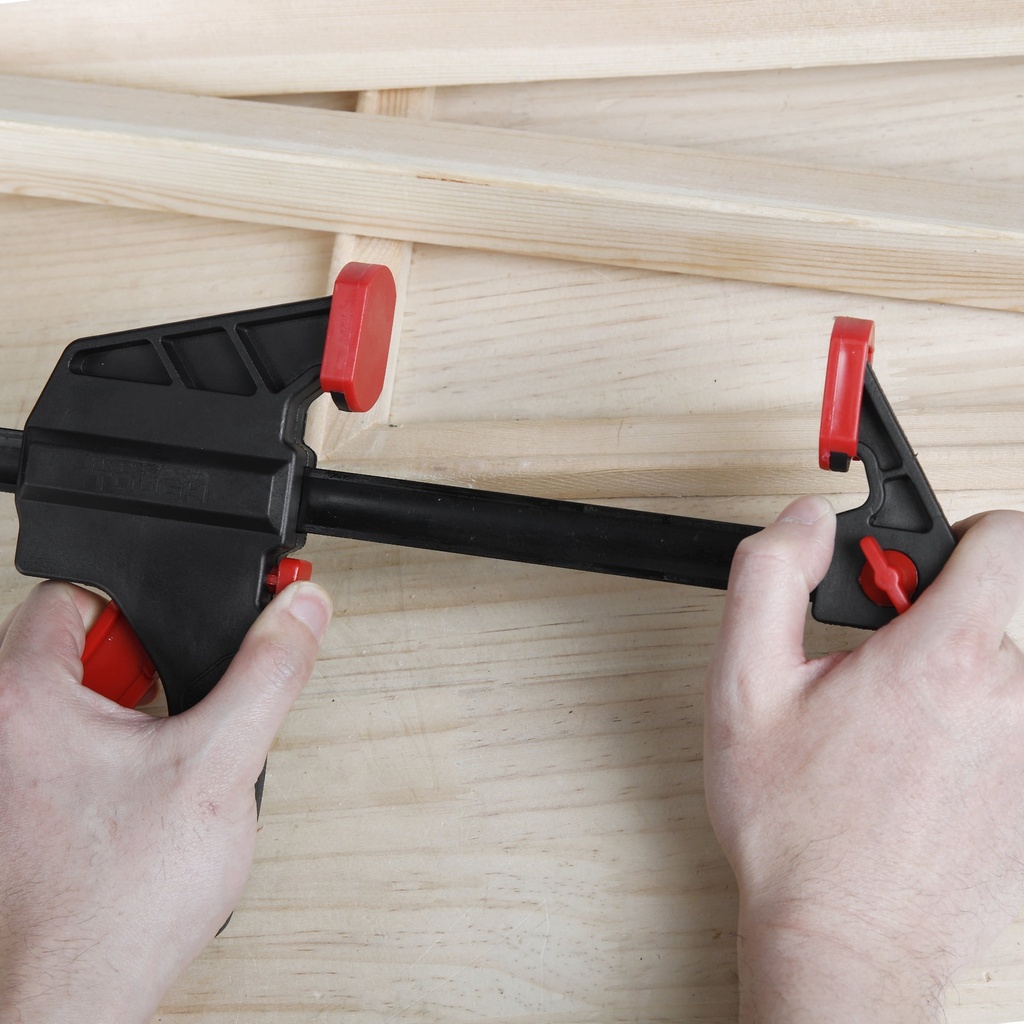 hyper-tough-12-inch-trigger-ratcheting-bar-clamp-and-spreader-plastic-08-c82a4ca9-3887-45c3-b55a-4a0769250947_2.1bc7298052ad5fa1bea152c279584a62.jpg