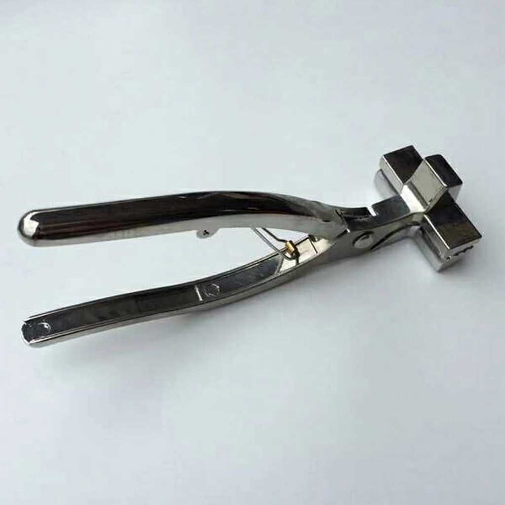 chrome-canvas-stretching-pliers-for-stretcher-artist-framing-tool-04-26603d0f3d4435d922a04f5dced76fb6.jpg