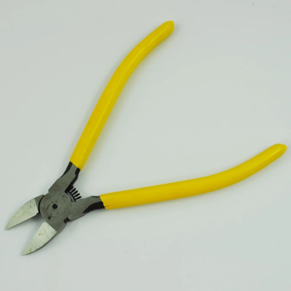 heavy-duty-side-wire-cutter-plier-03-6041ac5eb29bb590d887df8dee2dc7e8.jpg