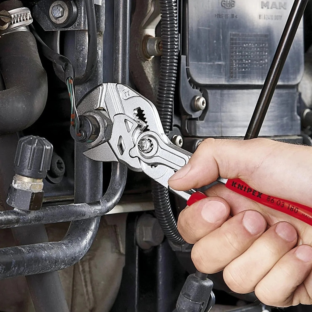 knipex-00-20-06-us2-3-piece-plier-wrench-set-03-c1c322bbdabc51dac34ba6c92d58ecc3.jpg