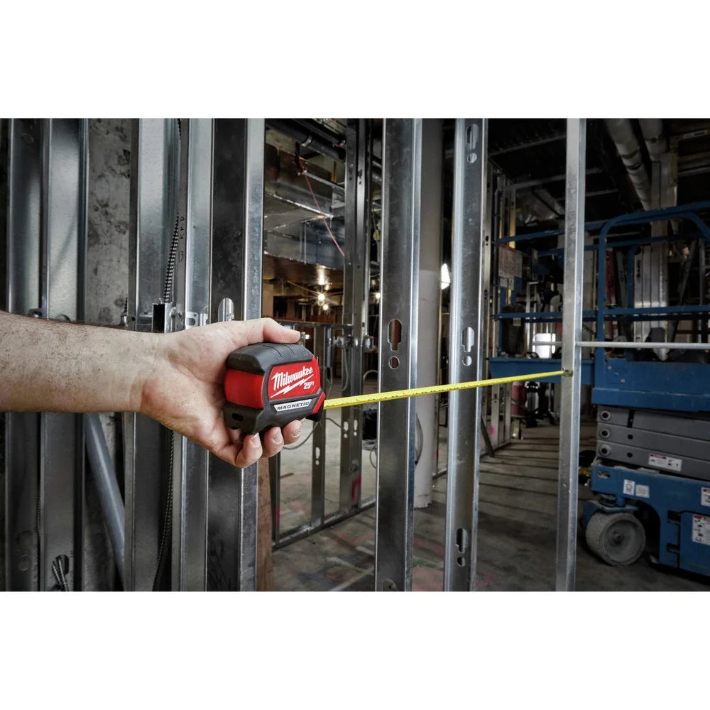 milwaukee-48-22-0325g-2-piece-compact-wide-blade-25-ft-magnetic-tape-measure-07-55549333c8f8ff9fc711d14a55f8e13e.jpg