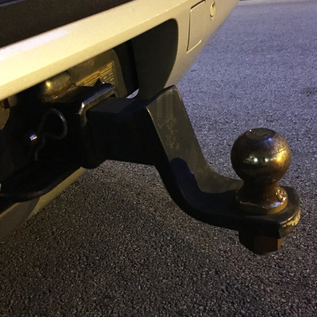 Hyper Tough 2 Inch Drop Trailer Hitch Kit - Class III