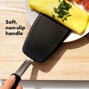 oxo-good-grips-large-silicone-flexible-turner-stainless-steel-06-c76141029802725c996f97458403de27_8781b4ce-66ca-49b2-ac09-73612381c945.jpg