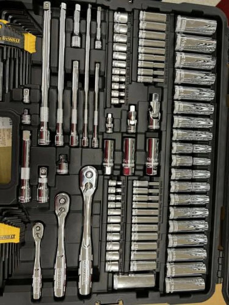 dewalt-dwmt75049-192-piece-mechanics-tool-set-sae-metric-1-02-195625a10064440caf089f8d09f8678a.jpg
