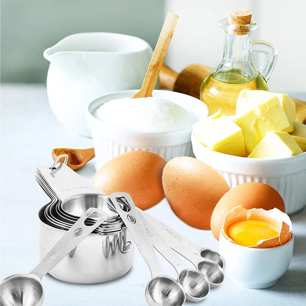 kaluns-16-pc-stainless-steel-measuring-cups-and-spoons-set-with-leveler-measurement-card-02-d832dae31623ef83aaadf940b131df6c.jpg