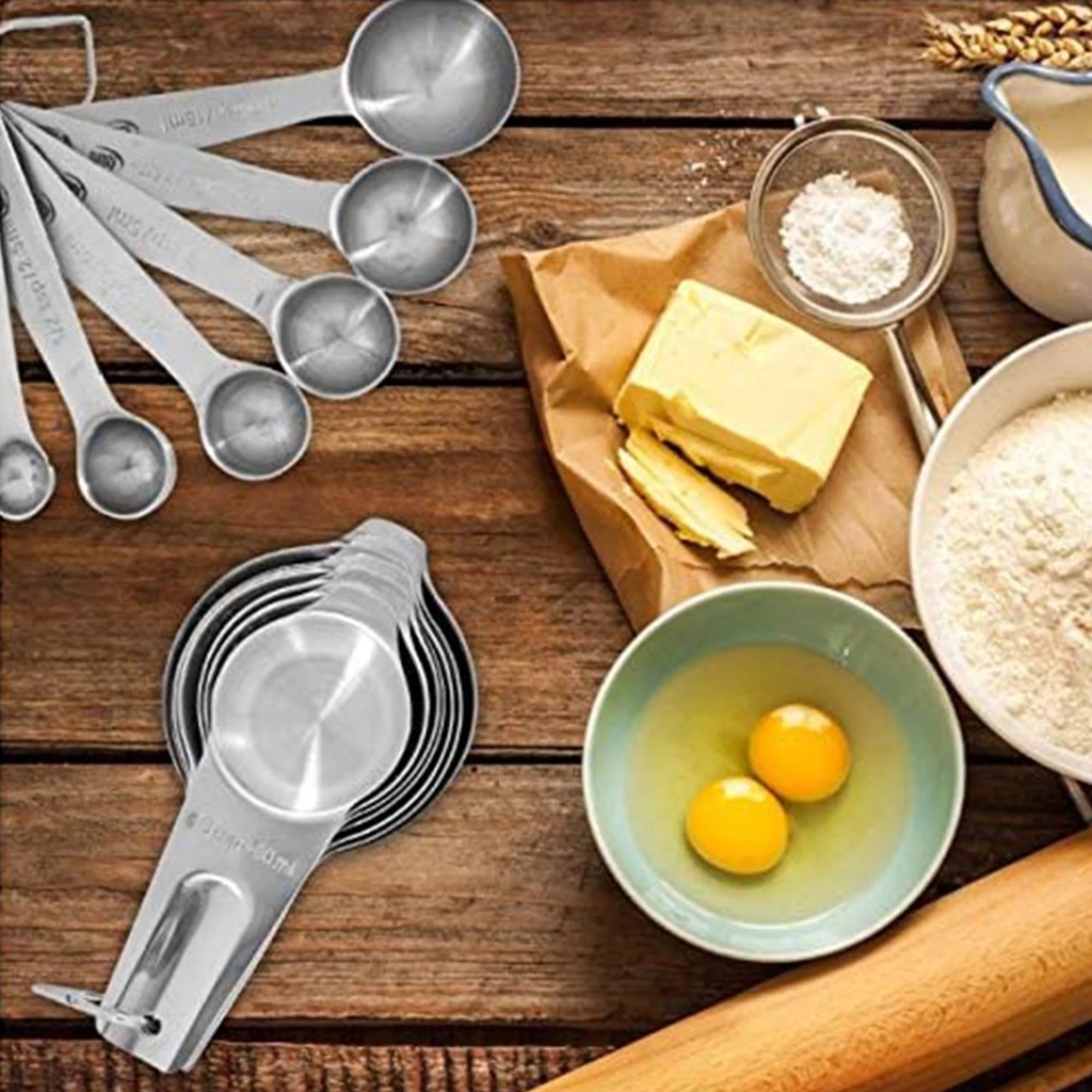 kaluns-16-pc-stainless-steel-measuring-cups-and-spoons-set-with-leveler-measurement-card-07-1576147fd4aac37c58abd82f7c30772d.jpg