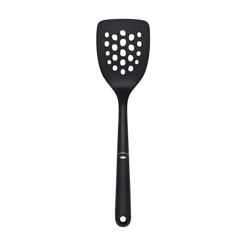 oxo-good-grips-nylon-square-turner-02-e7f6cfd672b8a889e3af3b5314bef7a5.jpg