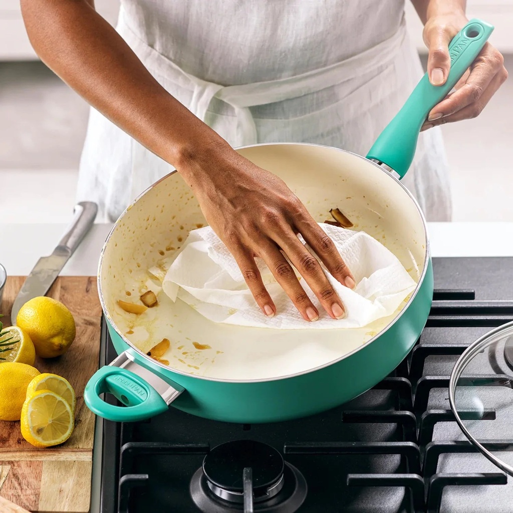 greenpan-rio-ceramic-nonstick-5-quart-saute-pan-with-lid-turquoise-05-426544dd673a0893b73db1dd5758f9b0.jpg