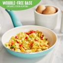 greenlife-soft-grip-8-fry-pan-05-c8584f1355cd2b1a5eb66d651168d30f.jpg