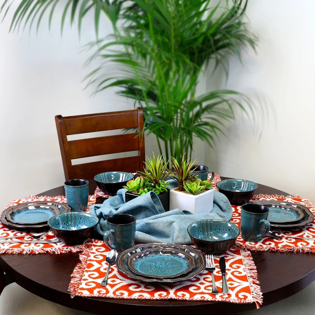 elama-mystic-waves-16-piece-dinnerware-set-in-turquoise-10-59c3375e40c6ca941d485b813e29a881.jpg