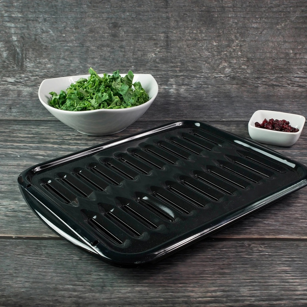 range-kleen-bp106x-air-fry-broiler-bake-black-porcelain-pans-04-867b60b7cd3e7906eedace3c364af29f.jpg