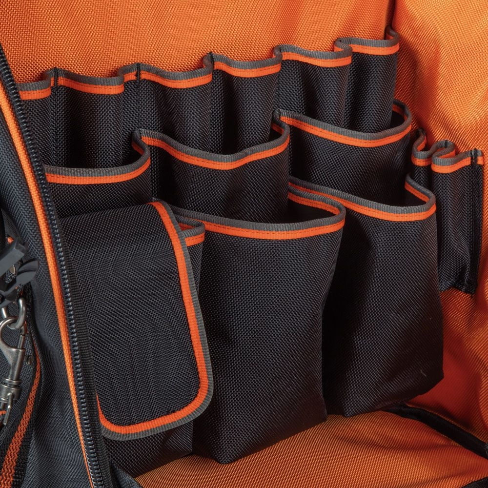 klein-tools-55482-tradesman-pro-tool-station-17-25-in-tool-bag-backpack-09-d70184ccdb8a3d49369fff5ae19b40b0.jpg