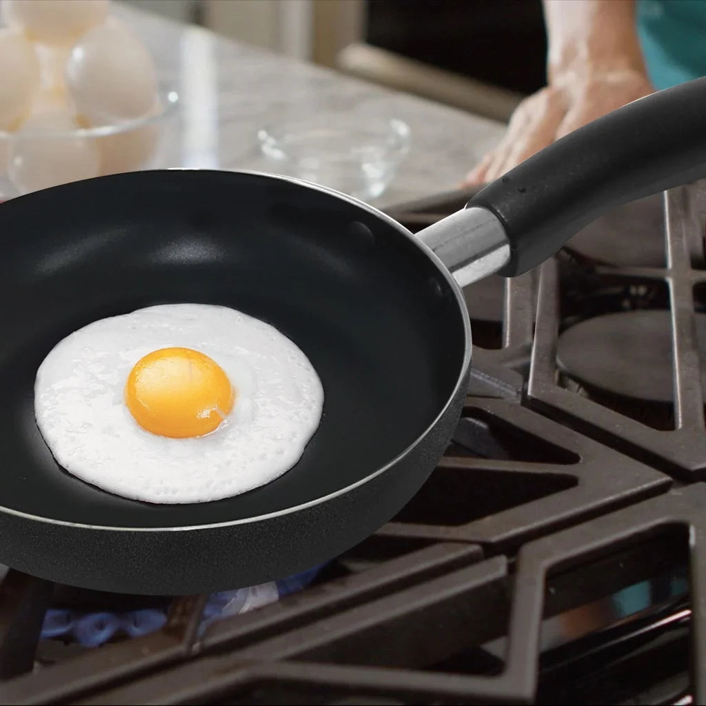 bene-casa-aluminum-fry-pan-6-in-black-06-5b471f5eb7ce803fd657c2bd8ddb84d1.jpg