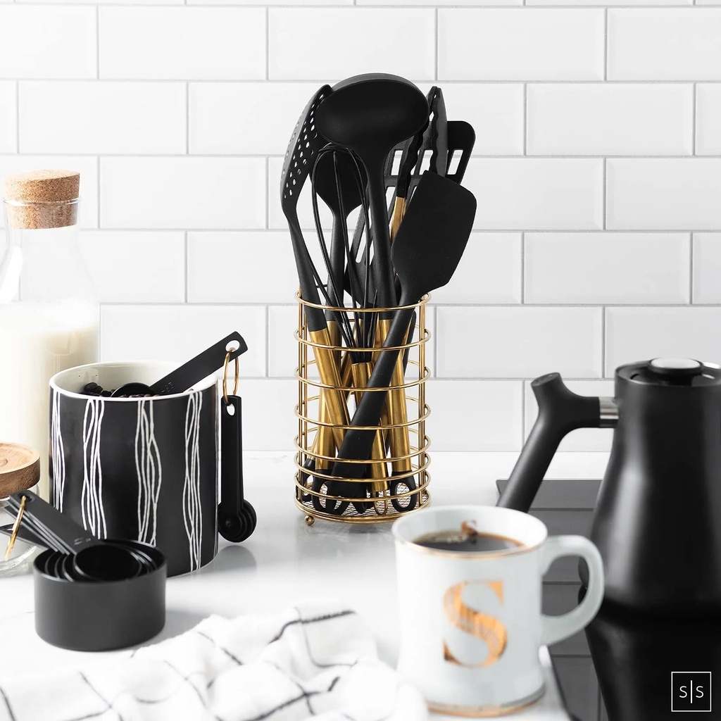styled-settings-black-and-gold-silicone-kitchen-utensils-set-08-5c27a48d69db2dd78e760cd21cae9c37.jpg