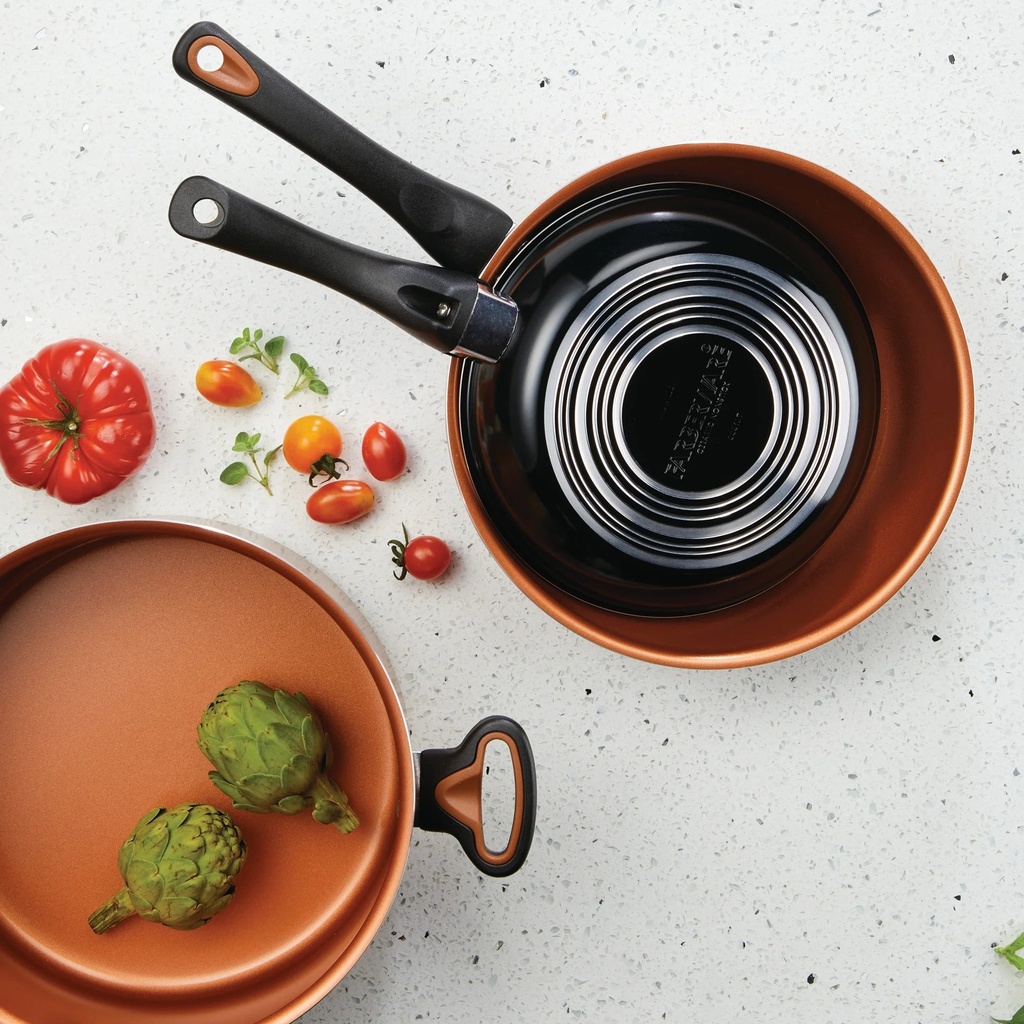farberware-glide-copper-4qt-ceramic-nonstick-covered-saute-with-helper-handle-07-e01539f3cd59f5927dc91b1816393fc6.jpg