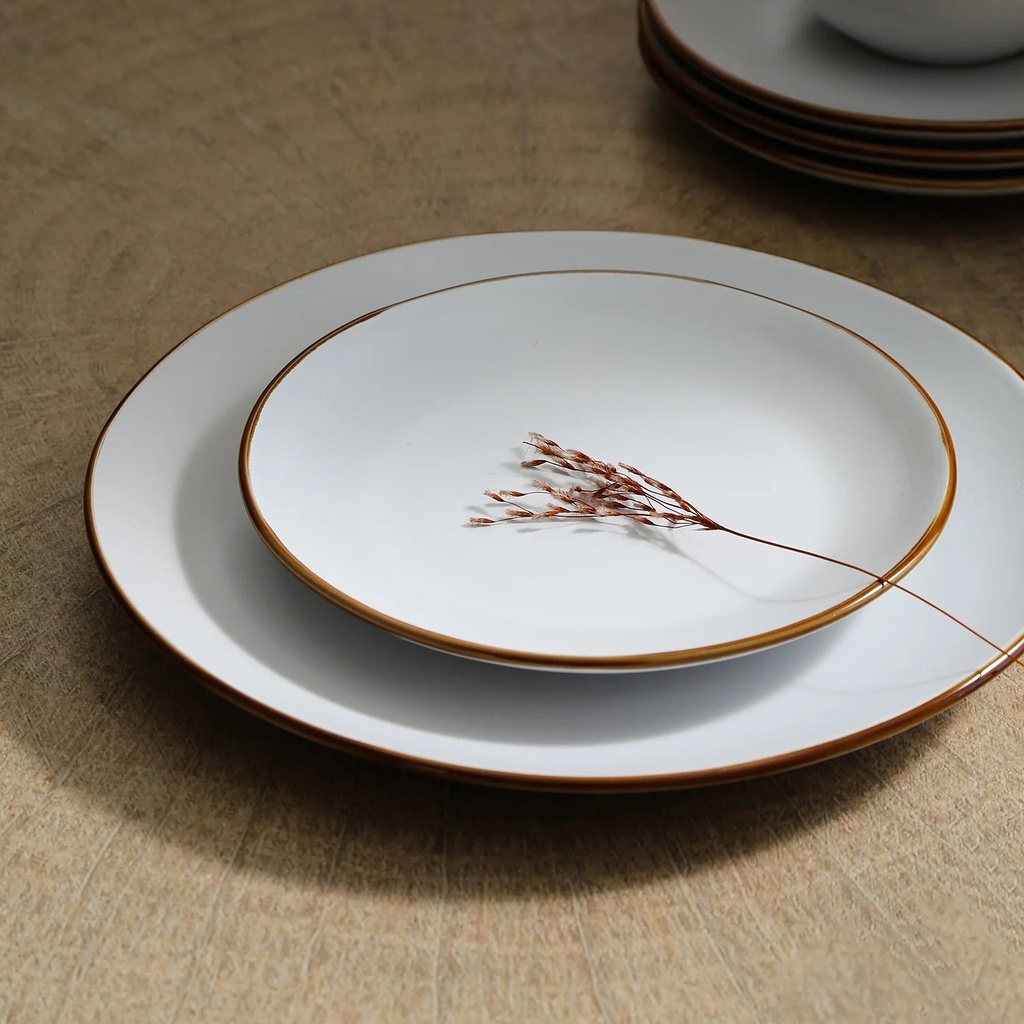 stone-lain-brasa-stoneware-collection-dinnerware-set-32-piece-service-for-8-white-03-92c8fa493753ce84618dc7d20898fbf5.jpg