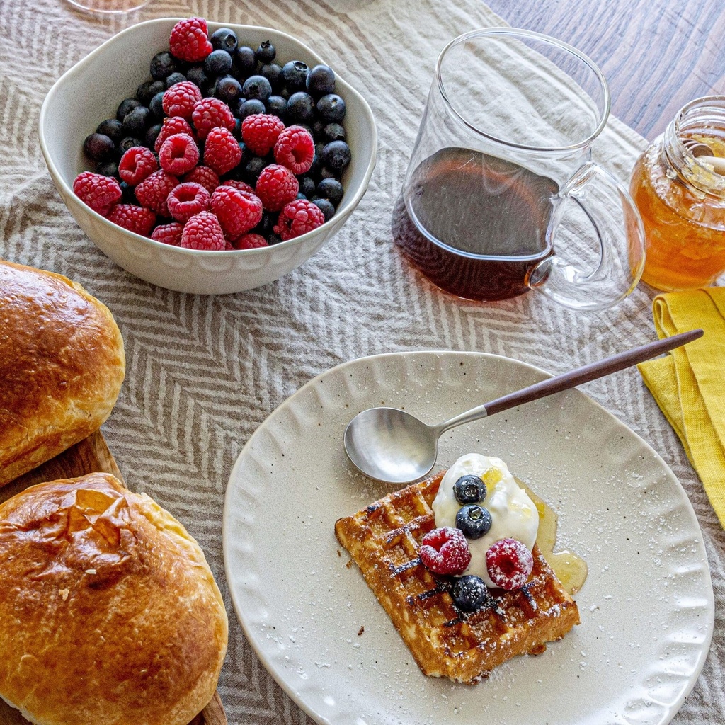 over-and-back-thumbprint-12pc-stoneware-dinnerware-set-wheat-02-a179e61f2bc9aa2ca6867bb3fd1a847a.jpg