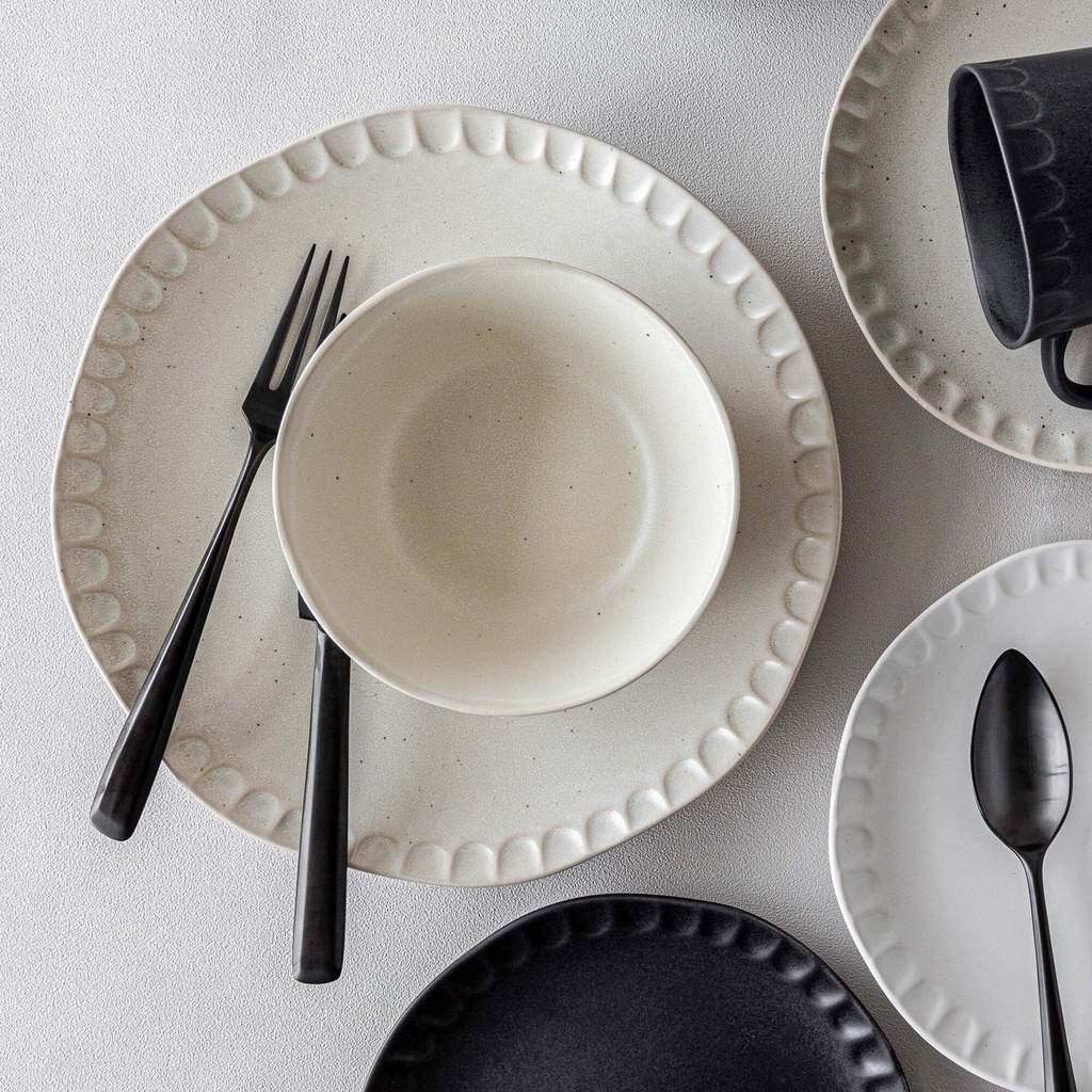 over-and-back-thumbprint-12pc-stoneware-dinnerware-set-wheat-04-c6ee39cbccec0652e2c81dcbc925e95c.jpg