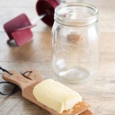 kilner-small-manual-butter-churner-08-50bee654-b472-4873-b70b-59b2d83e7543.2c37971155e7f254d7b1eaad559b79c0.jpg