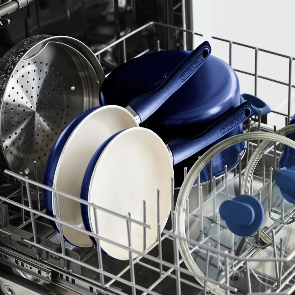 greenpan-rio-ceramic-nonstick-8-frypan-with-spatula-navy-06-fe2c00829f62b239d1b38a02da1e681a.jpg