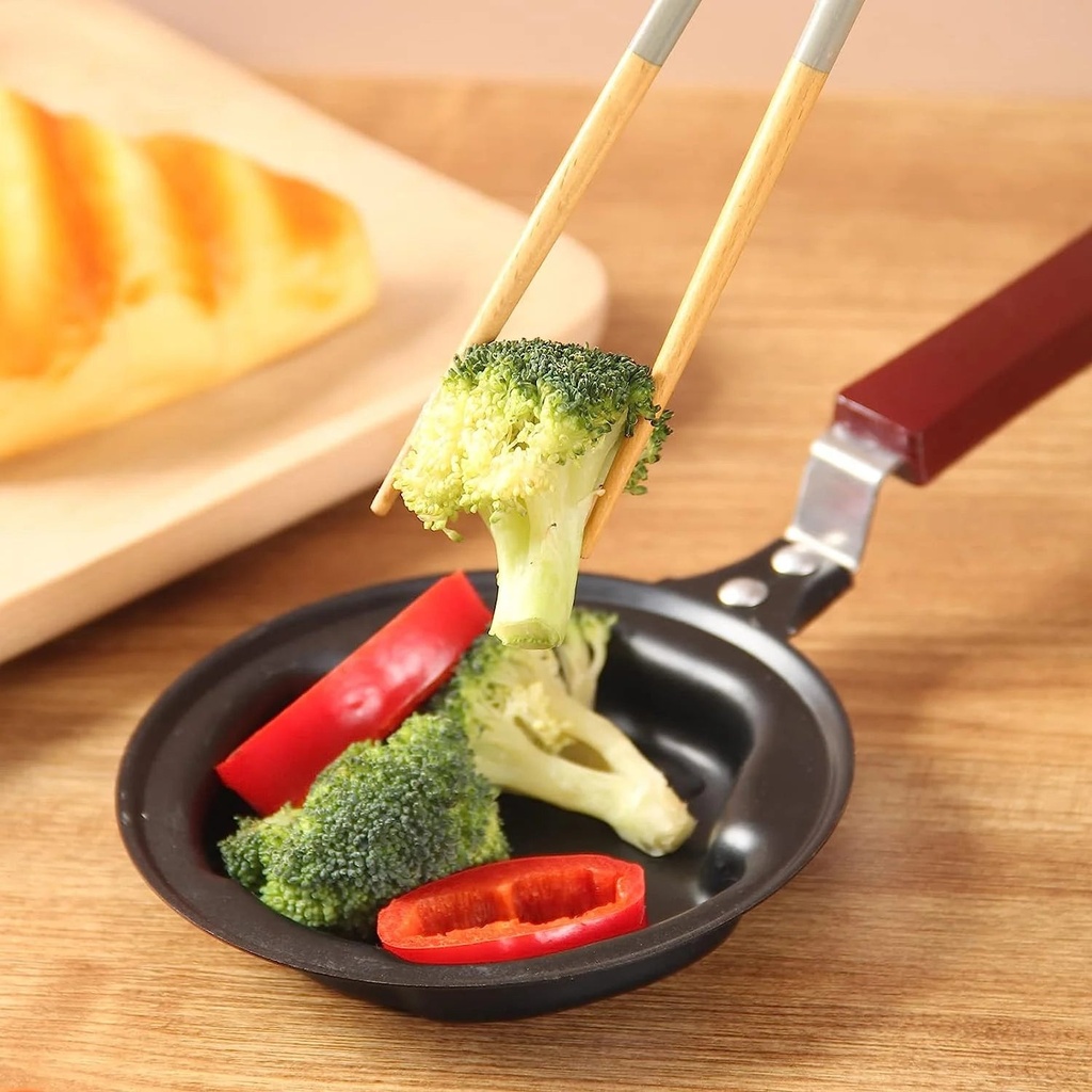 3-mini-frying-pans-dingrich-12-cm-diameter-small-egg-pan-with-hand-pancake-pan-induction-non-stick-coated-pan-for-kitchen-heart-rabbit-shell-shape-03-5b29a36d6e201c5e1c42e8be52229ef1.jpg