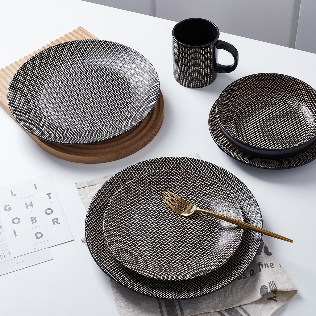 stone-lain-daisy-32-piece-dinnerware-set-stoneware-brown-and-black-03-345370bb35df9a2e1e4cb4027b33a459.jpg