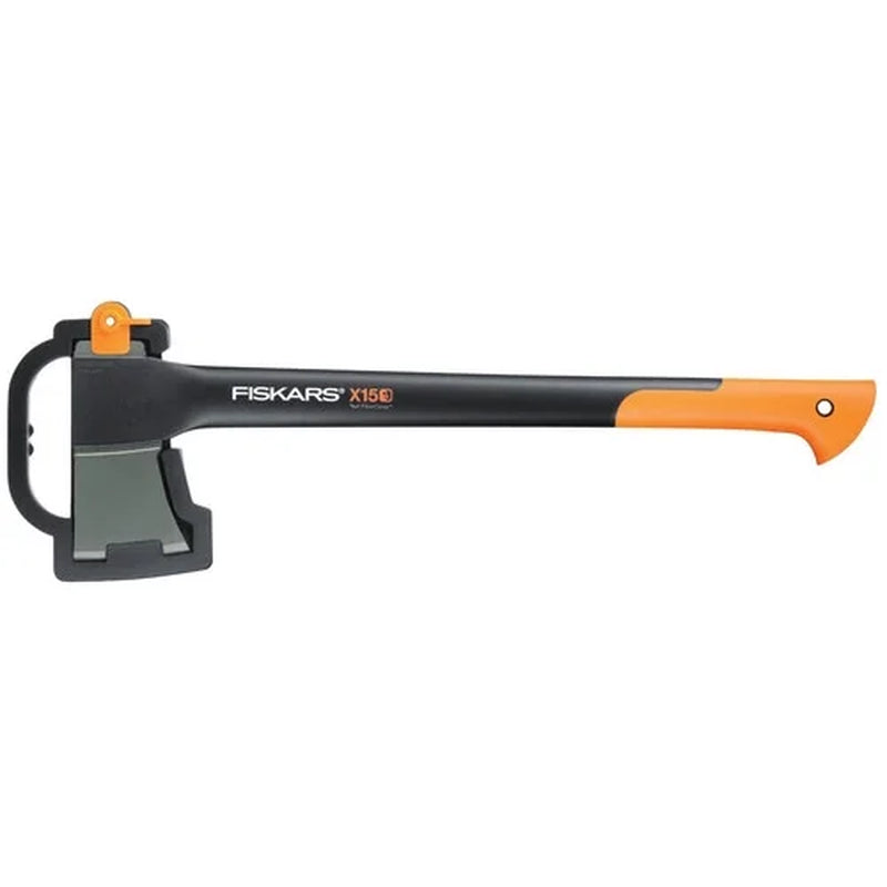 fiskars-x15-chopping-axe-with-steel-blade-23-5-duraframe-handle-black-and-orange-02-31899f573b9ce9e2ad768d233cbdc60c.jpg