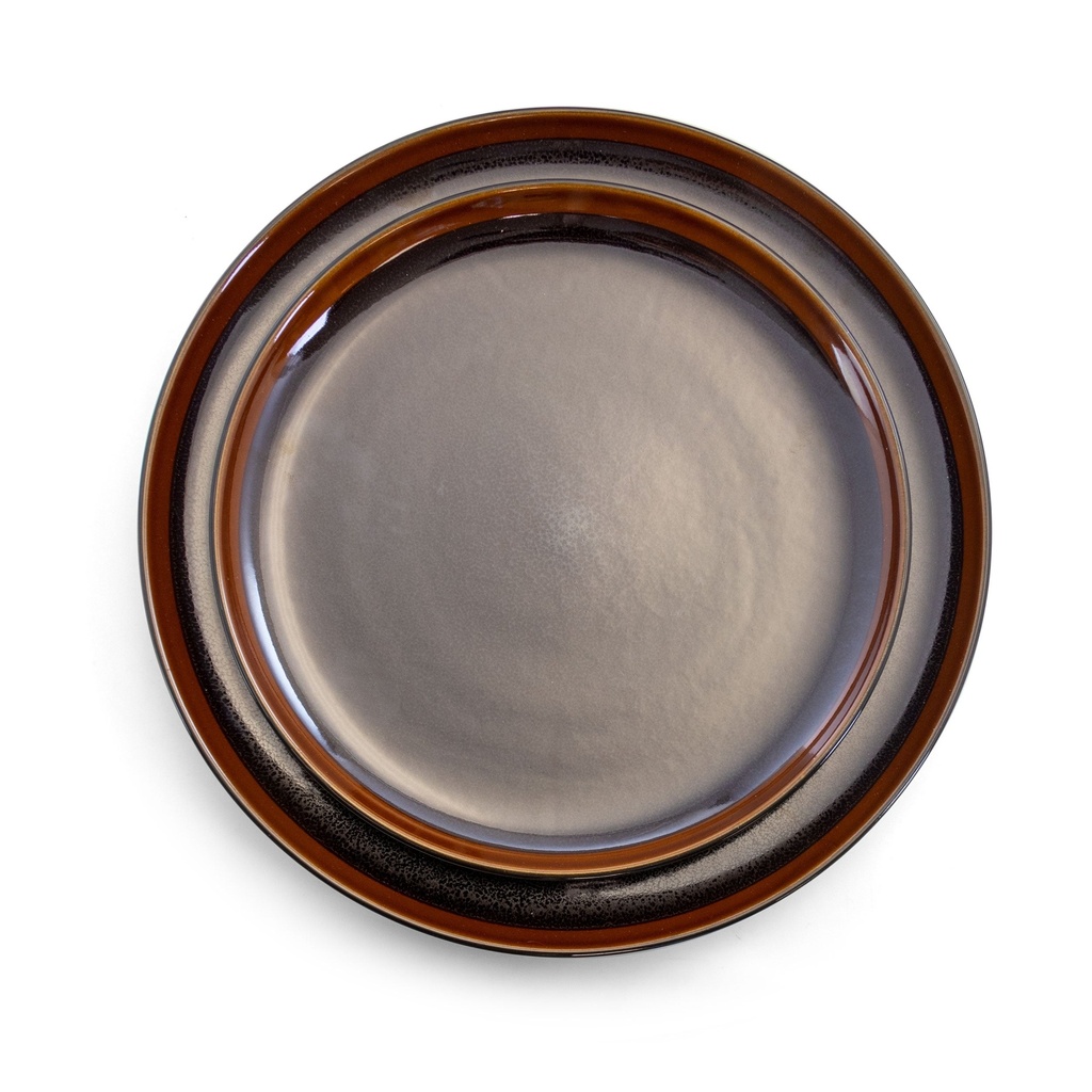 elama-midnight-beach-16-pieces-round-stoneware-dinnerware-set-in-metallic-black-04-37310346-ae82-4664-9ba5-0204a1dafb33_1.411e821bdaf7fdeb4433ceca92fb2a96.jpg