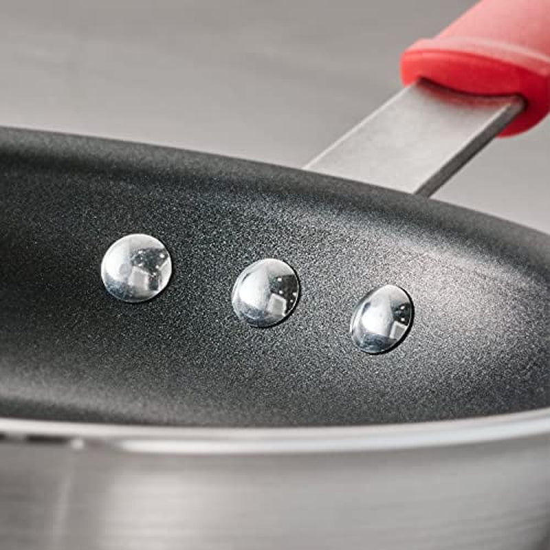 tramontina-professional-8-restaurant-fry-pan-nonstick-aluminum-06-bdb54b4f30fcda30b0629212d00e7c3a.jpg