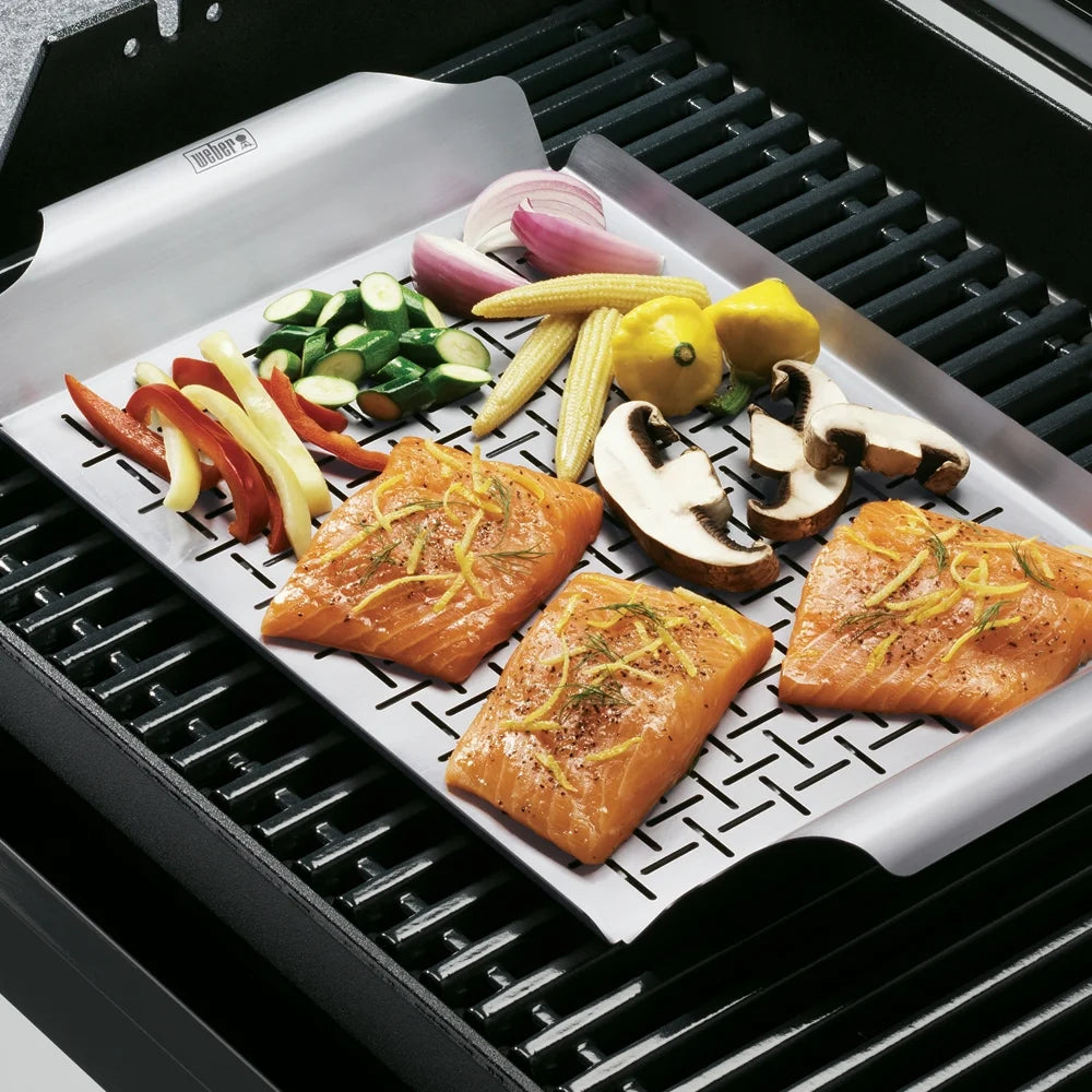 weber-6435-deluxe-stainless-steel-grill-topper-06-c16ad5b677b0a81c5517e99c9aac80ed.jpg
