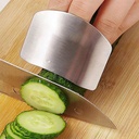 verpetridure-vegetable-chopping-hand-guard-4pc-two-fingers-vegetable-chopping-hand-guard-4pc-two-fingerskitchen-gadgets-stainless-steel-multi-purpose-anti-cutting-finger-guard-03-de04eebbe0f190b3610f381ae82b79cf.jpg