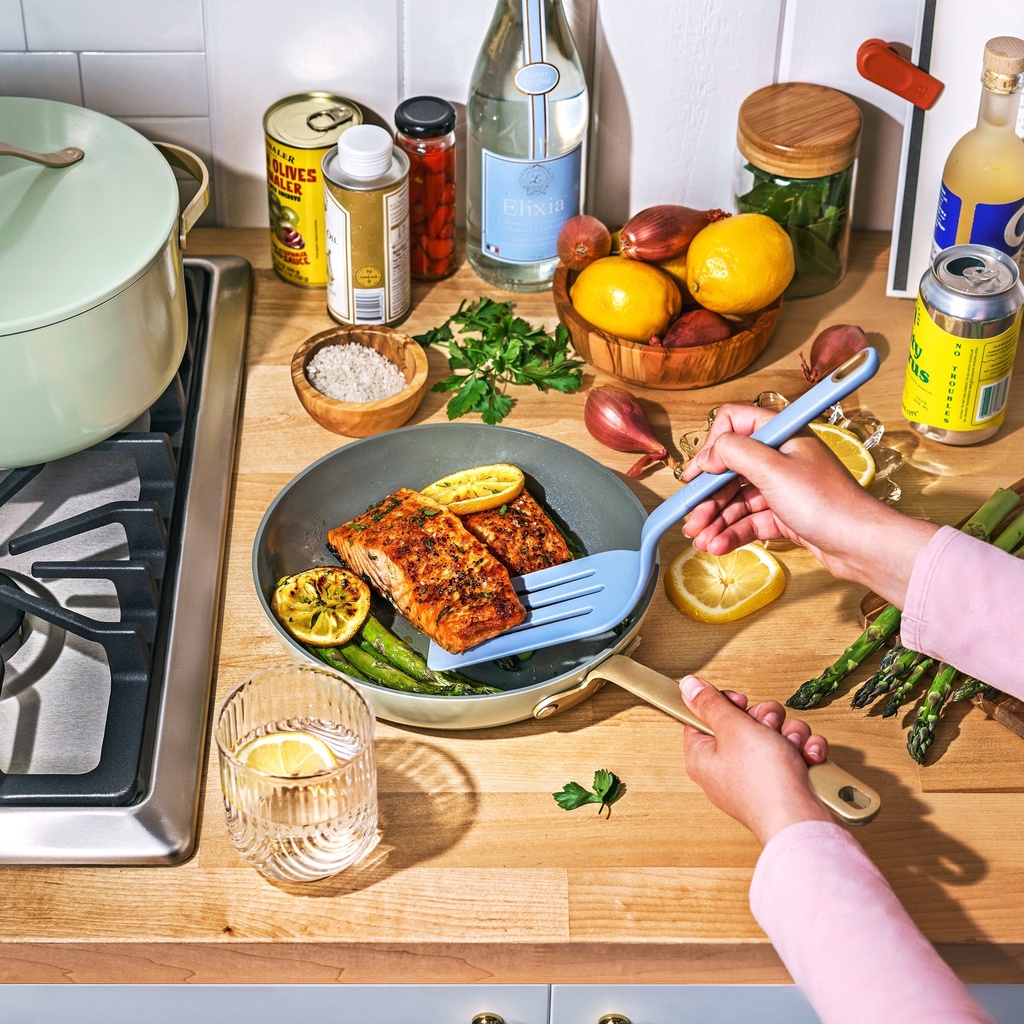 beautiful-10-inch-ceramic-non-stick-fry-pan-white-icing-by-drew-barrymore-02-43a24ef4-fc6b-46d3-8faf-805f1dcc23dc.e0bec4fcf304f4e01b0d4e147d618fe6.jpg