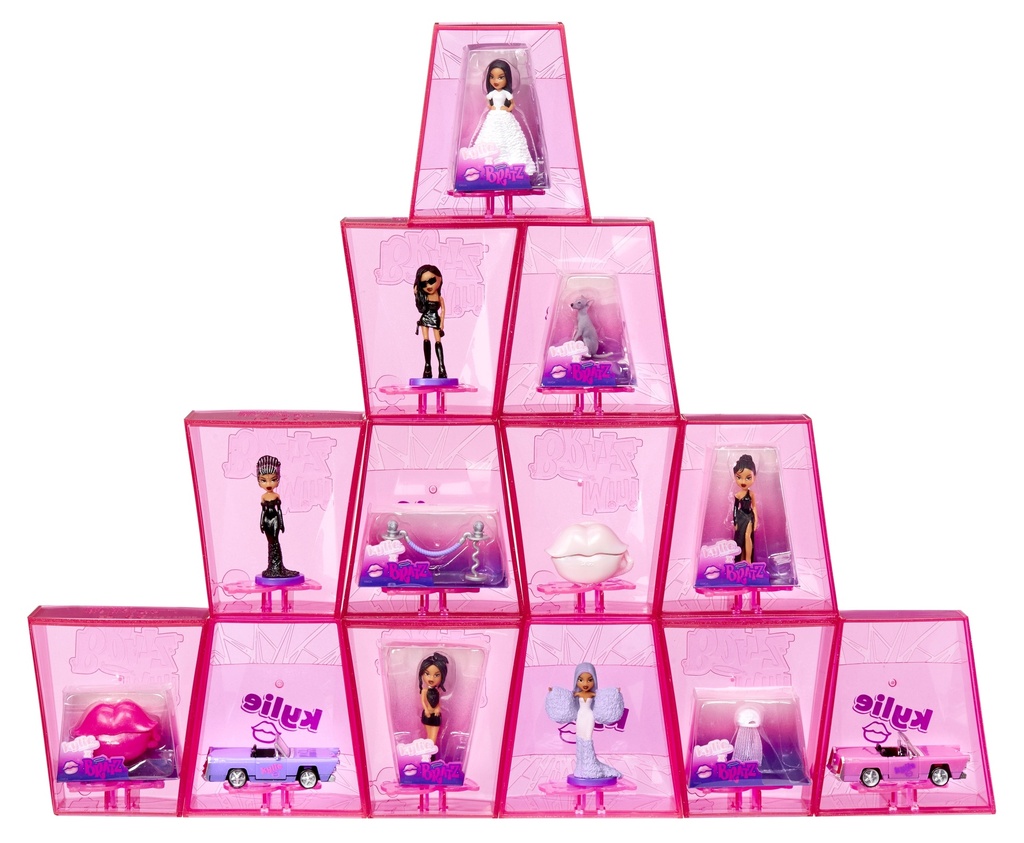 mini-bratz-x-kylie-jenner-series-1-collectible-figures-2-minis-in-each-pack-blind-packaging-doubles-as-display-06-f8722e82-1267-49cf-bc35-e92e5ef3244b.afc1511cc09af8d89c0364246ed935ee.jpg