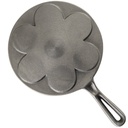 norpro-cast-iron-plett-pancake-pan-seven-2-inch-pancake-cavities-02-d14690e83569a4db9151fdd55372351f.jpg