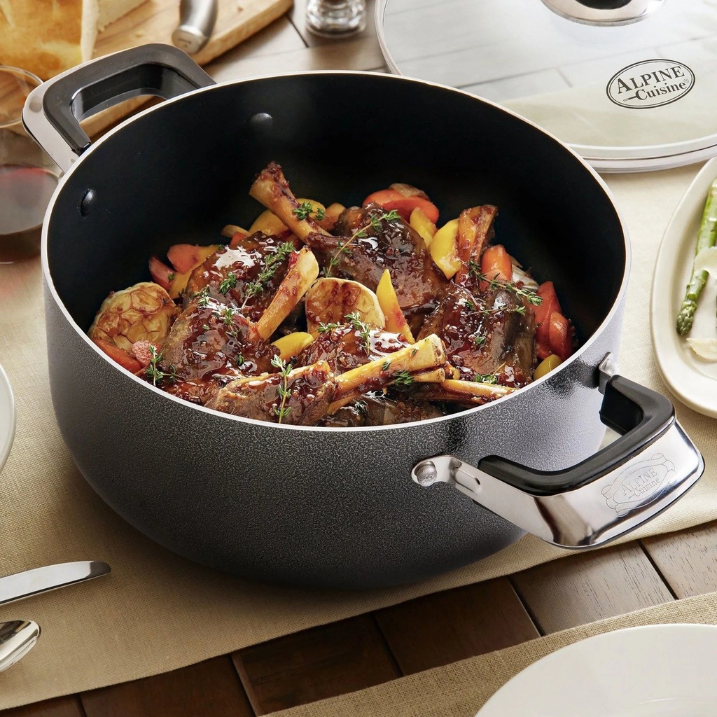 aramco-alpine-cuisine-18-quart-gourmet-non-stick-aluminum-dutch-oven-08-03c25c7092c60c0b089af66d7883fdee.jpg
