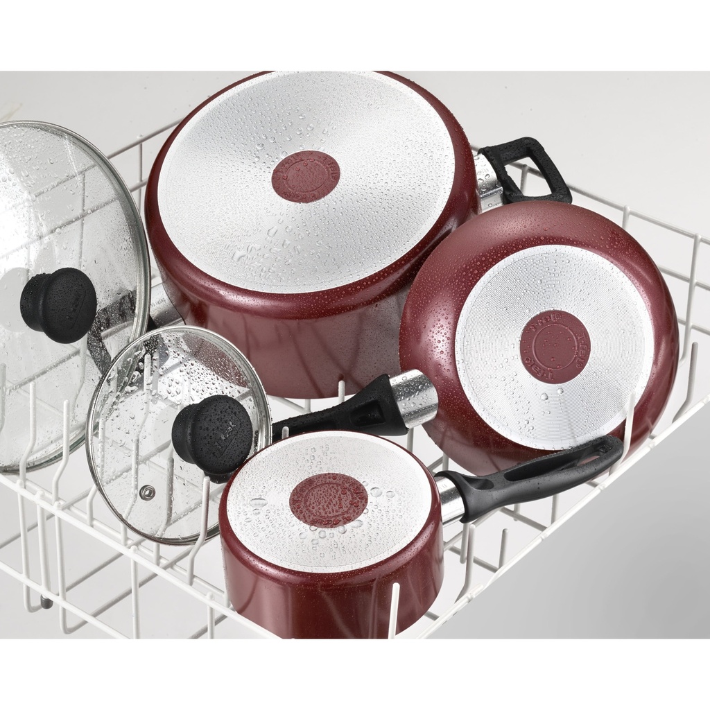 t-fal-easy-care-thermo-spot-20-piece-non-stick-dishwasher-safe-red-cookware-set-02-438394a6-565f-41b8-9512-04b8102044cf_1.117a47092fe10c56d6808e8e4253a7dc.jpg