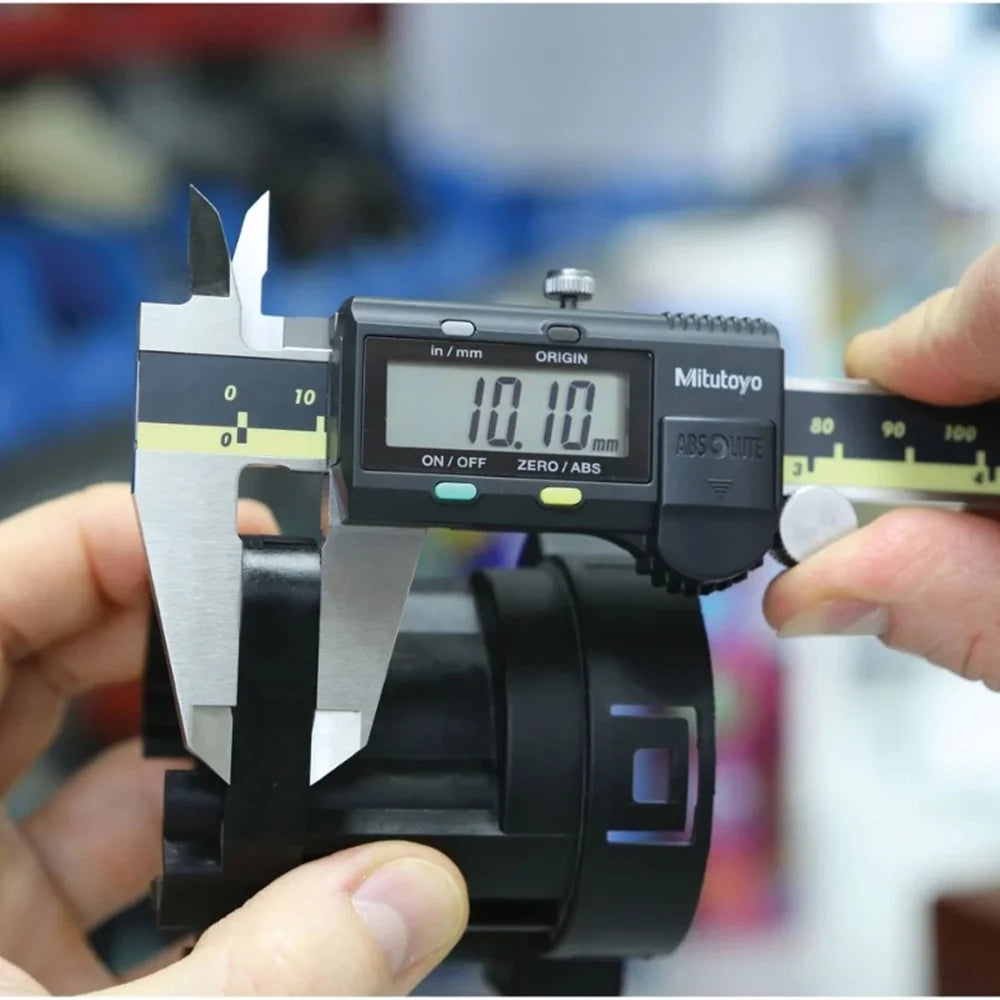 mitutoyo-500-193-30-absolute-scale-digimatic-caliper-500-series-0-to-11-8-0-to-300mm-measuring-range-0-0005-0-01mm-resolution-aos-06-95f78ba1ff85033bf2855badedda3f11_6ddab325-e3a8-488d-bc14-ae944d455985.jpg