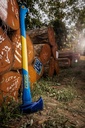 estwing-axe-36-inch-handle-4-lb-head-with-fiberglass-handle-model-62441-09-c8f0dba56e657fa8f175eab16d40be83.jpg