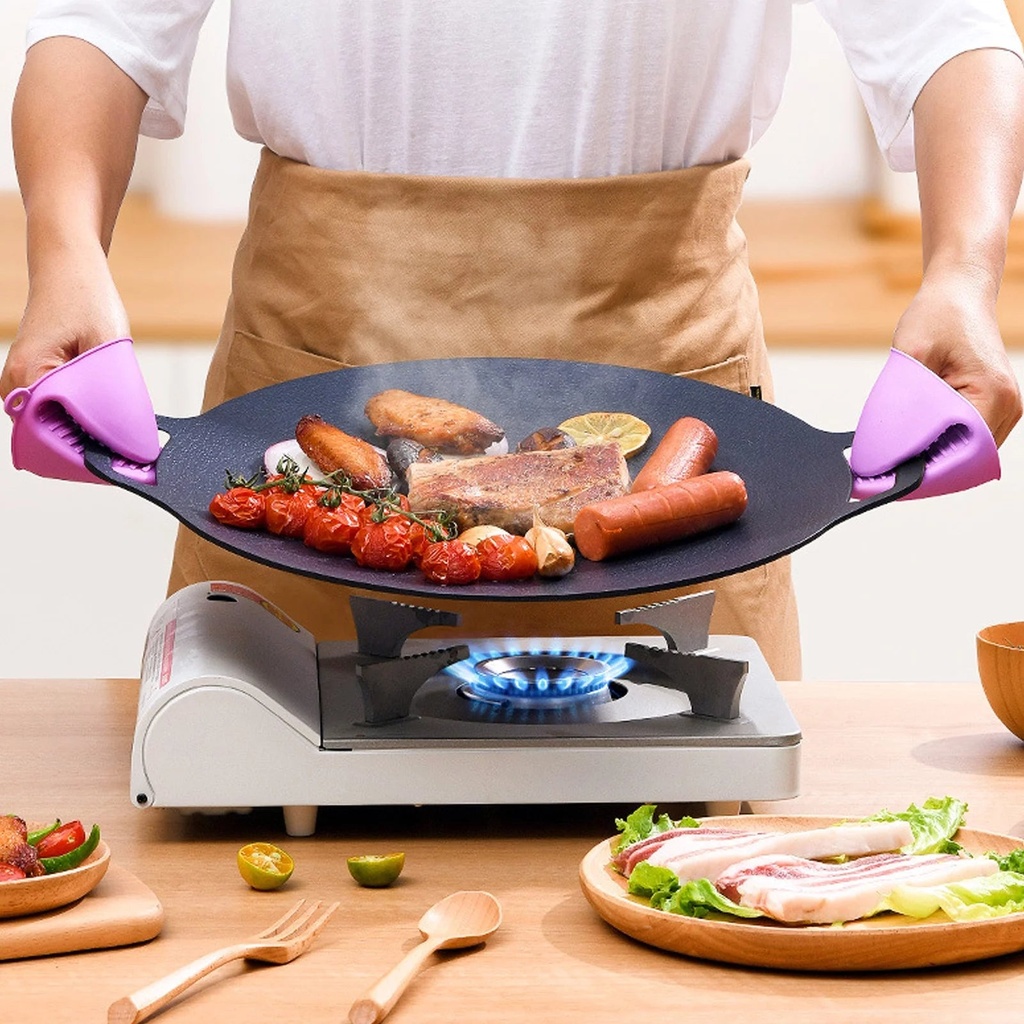 cnmf-cast-iron-griddle-camping-pan-cast-iron-baking-pan-round-cast-iron-frying-pan-with-handles-for-hiking-climbing-camping-lake-fishing-03-04a9beaf4af4c69c44be82a3eb4bbd10.jpg