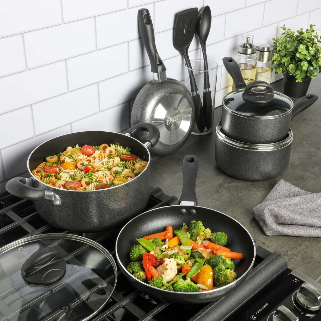 oster-clairborne-6-qt-ducth-oven-6-quart-dutch-oven-05-678a393c2038c2c4a8a245cb53c434f6.jpg