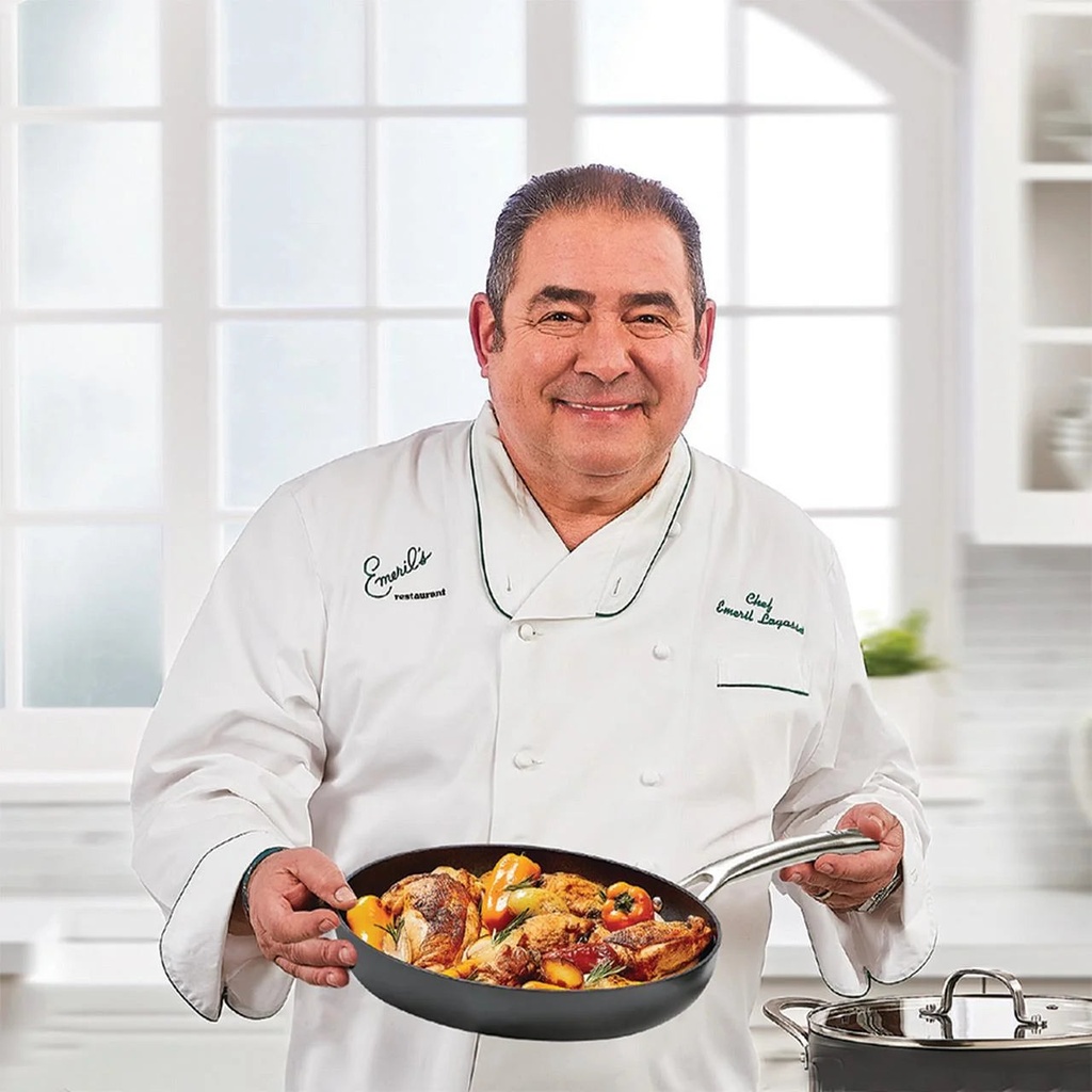 emeril-lagasse-forever-pans-10-piece-cookware-set-with-lids-and-utensils-hard-anodized-nonstick-pans-black-dishwasher-safe-oven-safe-02-5f66f707d6e83a368d1589798dbc2c98.jpg
