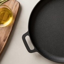 bruntmor-pre-seasoned-cast-iron-16-skillet-dual-handle-black-pan-for-grill-deep-frying-oven-friendly-stovetop-07-5e459f6d-437d-45f2-b9b2-60c544ec3585.ed835a4c7f02f7189e8349e0b5f6ce0c.jpg