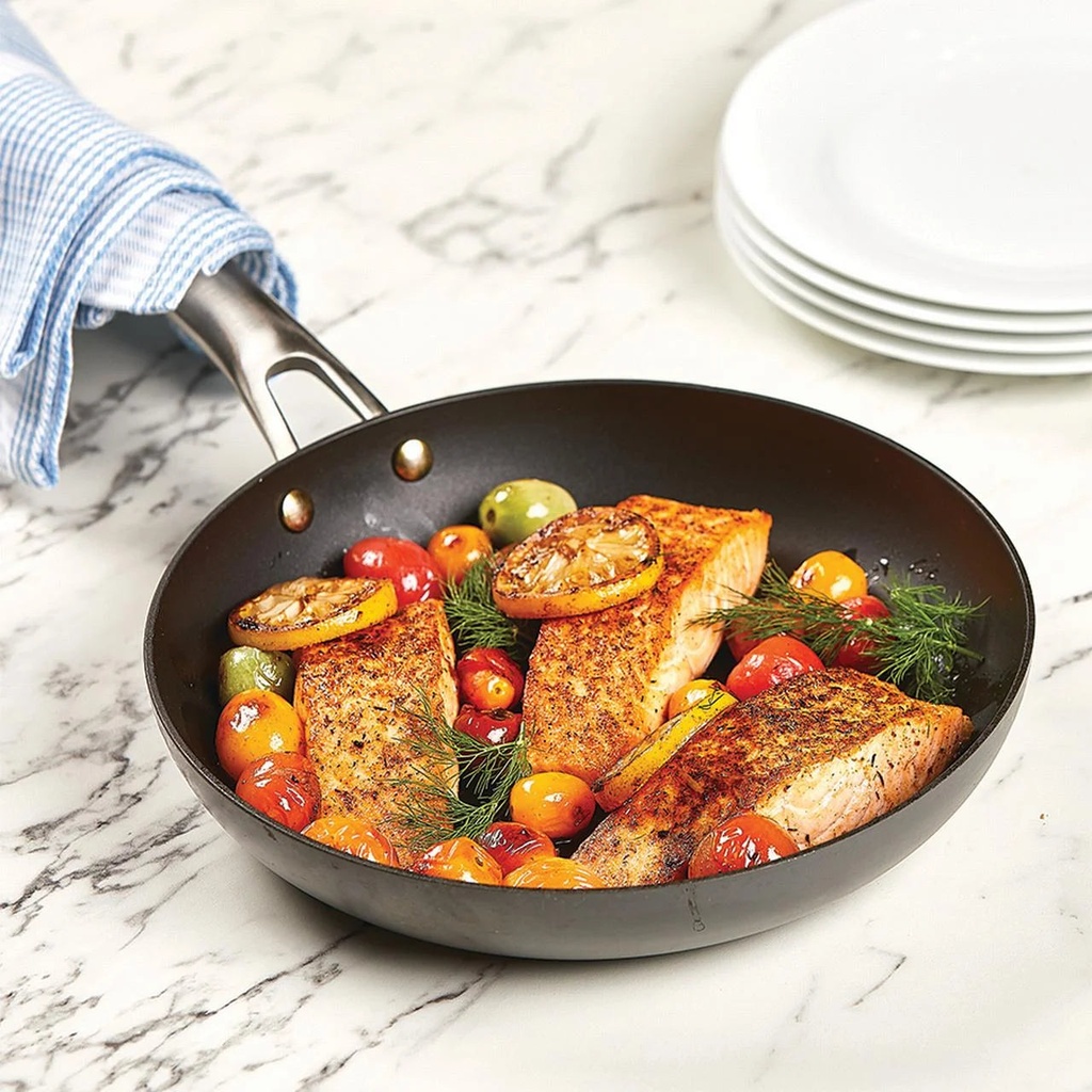 emeril-lagasse-forever-pans-10-piece-cookware-set-with-lids-and-utensils-hard-anodized-nonstick-pans-black-dishwasher-safe-oven-safe-06-f85ab78cec0c2d8e59ed2c5812b0ed96.jpg
