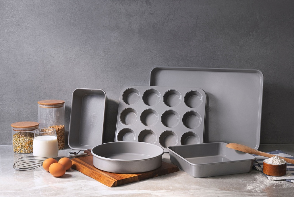 gotham-steel-nonstick-pots-and-pans-20-piece-kitchen-ceramic-cookware-set-bakeware-cooking-frying-skillet-sauce-pan-aqua-blue-09-3353a554-ec0a-4fc7-8b17-7f55df3ac4fa.c29bf67ca1fb10d4908a14489daf8bed.jpg