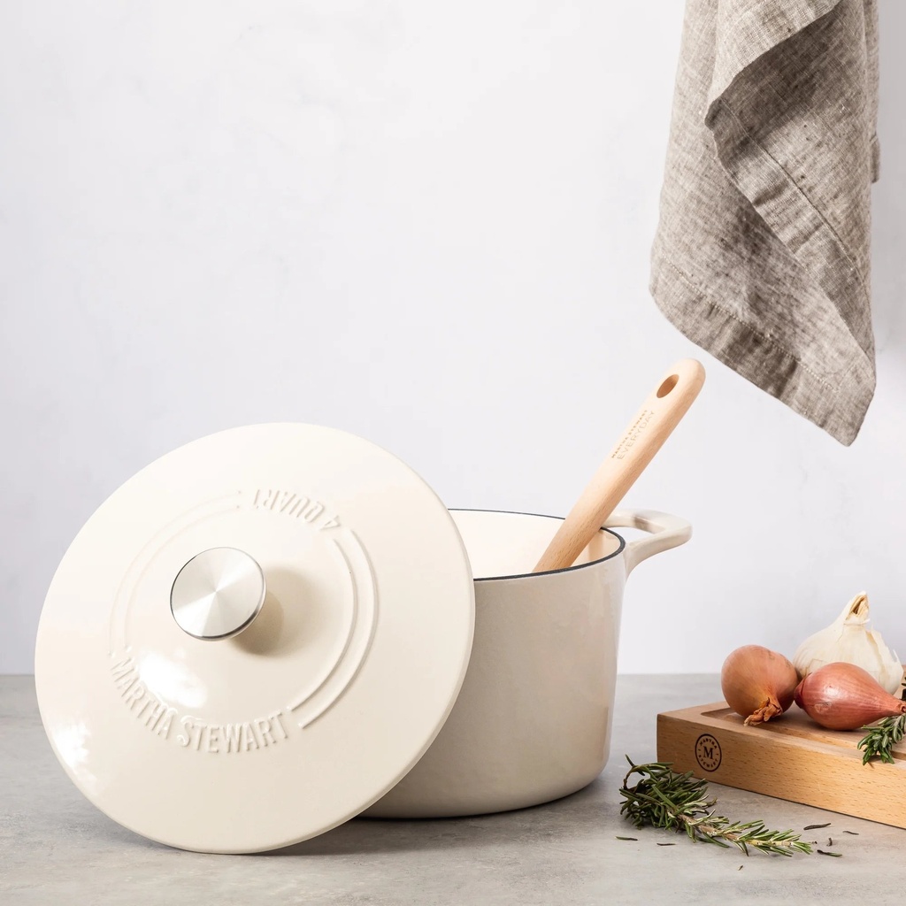martha-stewart-everyday-eastwick-4-quart-linen-enamel-cast-iron-dutch-oven-04-fa5798956f659ccdaf6f955c4ea25cc8.jpg