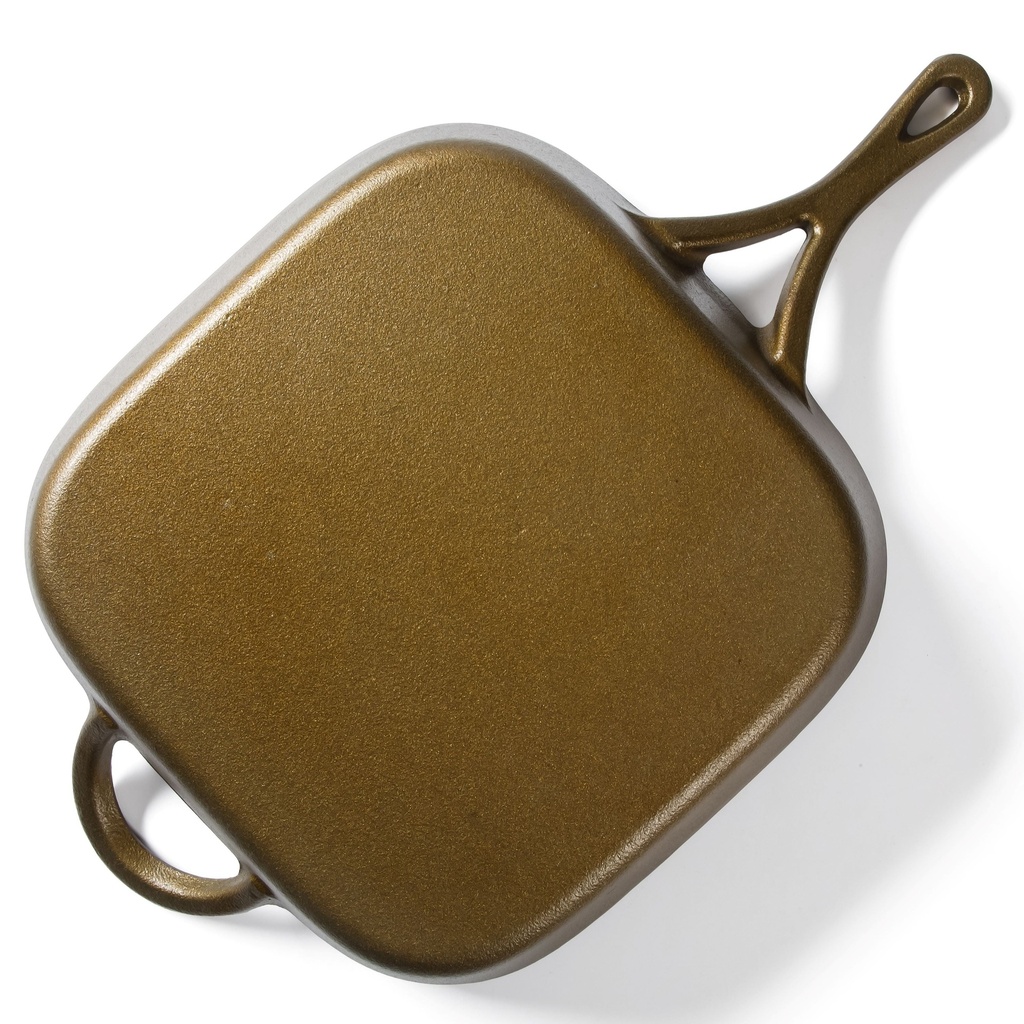 wanda-june-home-bronzed-pre-seasoned-cast-iron-square-11-inch-grill-pan-by-miranda-lambert-07-34b156e3-2fad-45e9-b16a-da47245086b1.fbdf986c9423468268e09aaecb036243.jpg