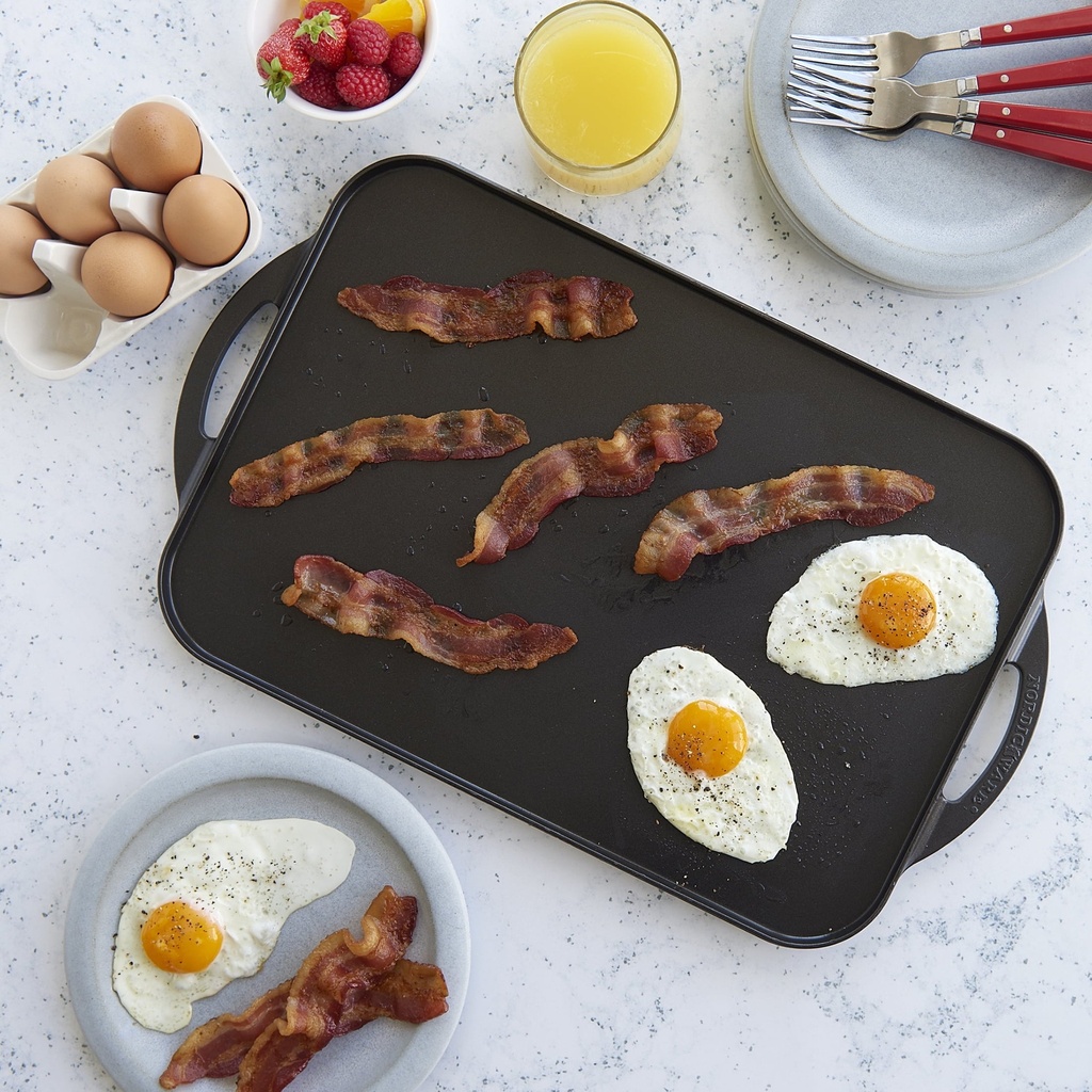 nordic-ware-deluxe-cast-aluminum-reversible-grill-griddle-black-09-815e972f-a128-403e-998c-8dd996d12a97.83dfe29f0b70787e43430a43d4198017.jpg